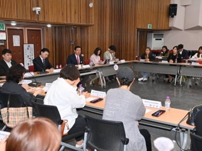 (사진1)하남시, 초등 학부모회·운영위원회와 정담회…“교육지원·소통 강화”.jpg
