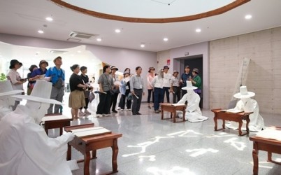 (0714)[문화관광과]정약용의 길을 걷다…주광덕 남양주시장, 시민과 함께 정약용 유적 답사(사진2).jpg width: 100%; height : 150px