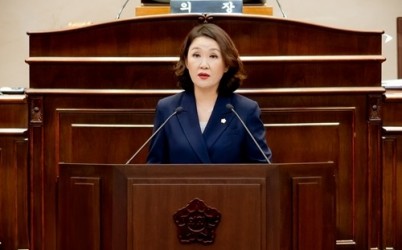 이경숙 보도자료 사진.jpeg width: 100%; height : 150px