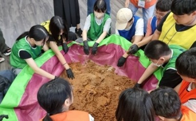 (0808)[복지정책과]남양주시 ‘2025 청소년봉사캠프’ 개최(사진2).jpg width: 100%; height : 150px