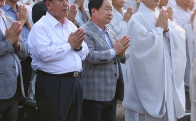 (0825)[문화관광과]주광덕 남양주시장, 봉선사 연꽃축제 참석(사진1).jpg width: 100%; height : 150px