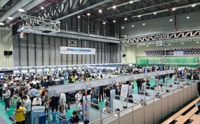 (사진)상·하반기 모두 ‘그레잇’… 하남시, 일자리박람회 성황리 개최.jpg width: 100%; height : 150px