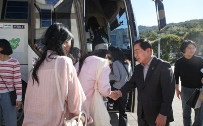 (1015)[청년정책과]남양주시, 학교밖청소년을 위한 특별한 수학여행 추진(사진2).jpg width: 100%; height : 150px