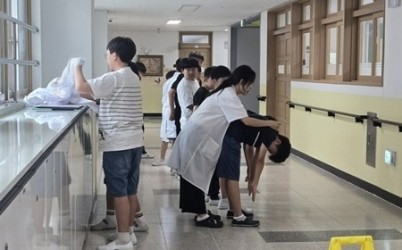 (1104)[남양주보건소 건강증진과]남양주시, 초등학생 척추측만증 조기검진 사업 성료(사진1).jpg width: 100%; height : 150px