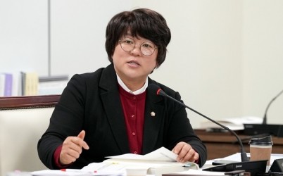 KakaoTalk_20251127_161211938.jpg width: 100%; height : 150px