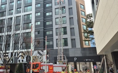 (사진)20260312 하남소방서,필로티 구조 건축물 화재대응 훈련 실시.jpg width: 100%; height : 150px