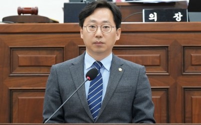[보도사진]오승철 하남시의원 “하남형 도시 스마트팜, ‘경제·복지·환경’ 잇는 미래 성장 동력으로 키워야”.jpg width: 100%; height : 150px