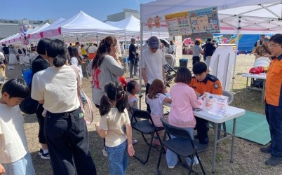 (사진)202604020 하남소방서, ‘플리마켓’행사에서 소방안전체험장 운영.jpg width: 100%; height : 150px