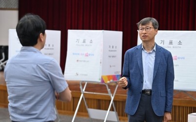 (사진2) 하남시 부시장, 지방선거 앞두고 투표소 현장 점검.jpg width: 100%; height : 150px