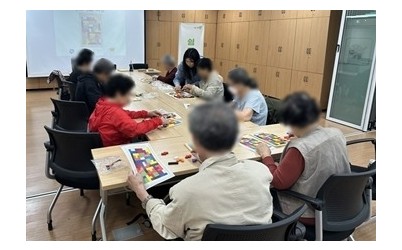 (0710)[풍양보건소 건강증진과]남양주풍양보건소 치매안심센터, 경증 치매환자 위한 치매환자쉼터 3기 시작(사진).jpg width: 100%; height : 150px
