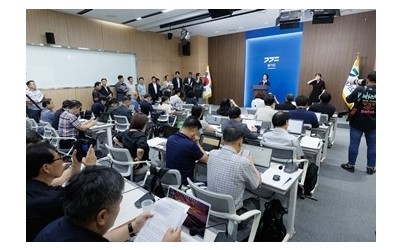 사진3.jpg width: 100%; height : 150px