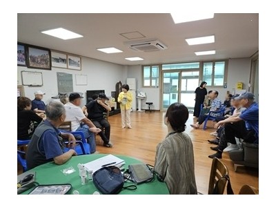 (0821)[동부보건소 건강증진과]남양주시 동부보건소, 경로당 찾아 어르신 맞춤형 ‘방문건강관리’제공(사진).jpg