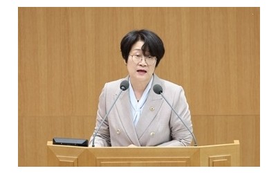 260918_신미숙_의원__‘뉴스테이_임차인_보호법_개정_촉구_건의안’_본회의_통과_(1).JPG