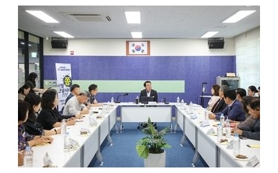 (0922)[홍보담당관]남양주시, 퇴계원읍서 16개 읍·면·동 ‘현장시장실’ 첫 순회 마무리(사진1).jpg