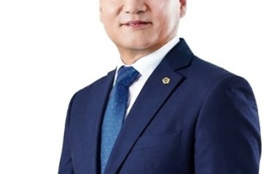 261014 남종섭 의장, 취임 100일 “더 큰 책임으로 지방의회법 제정·민생에 매진 (2).jpg